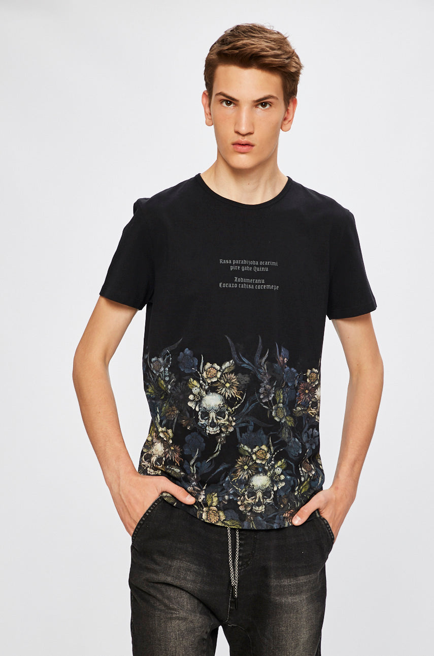 Skull Garden T-Shirt (black)